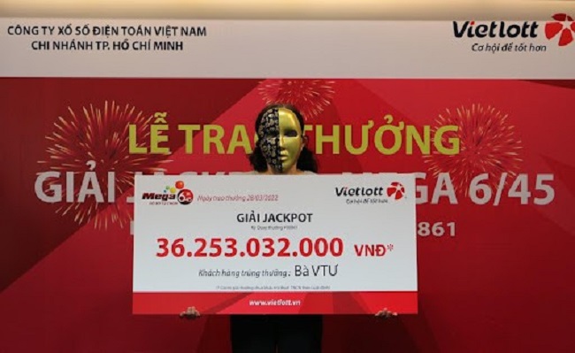 Một người phụ nữ tại TP. Hồ Chí Minh trúng thưởng Jackpot Mega 6/45 hơn 36,2 tỷ đồng nhờ niềm tin vào hai con số may mắn