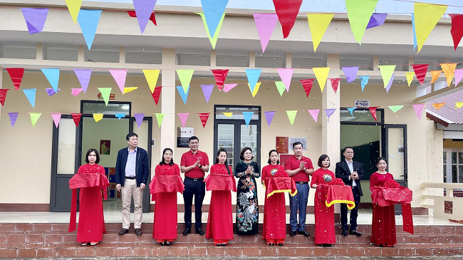Vietlott cùng người trúng thưởng xây tặng phòng học chức năng và nhà ăn cho học sinh tại tỉnh Lạng Sơn